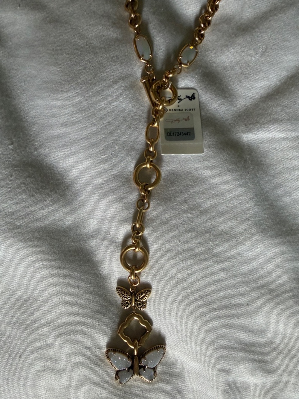 dolly parton x kendra scott butterfly vintage gold necklace - Picture 5 of 6